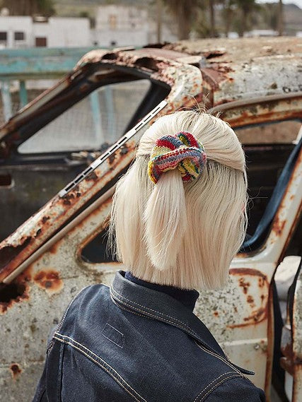 MOVE UP by WOOLADDICTS Design Team