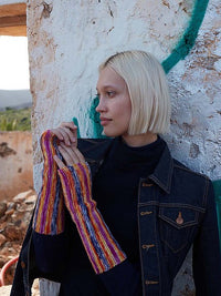 SIDEWARD SPIN by WOOLADDICTS Design Team