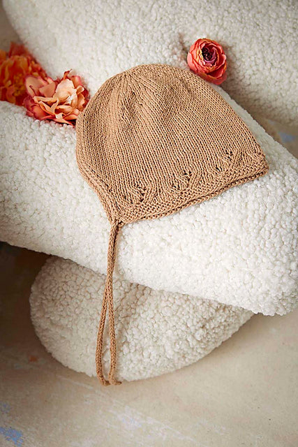 Solveig Bonnet by LANGYARNS SWITZERLAND