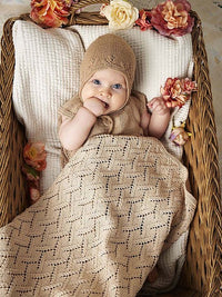 Edda Baby blanket by LANGYARNS SWITZERLAND