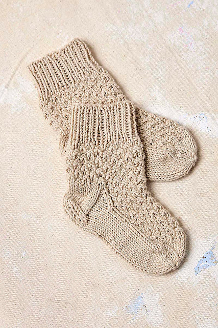 Henrik Socks by LANGYARNS SWITZERLAND