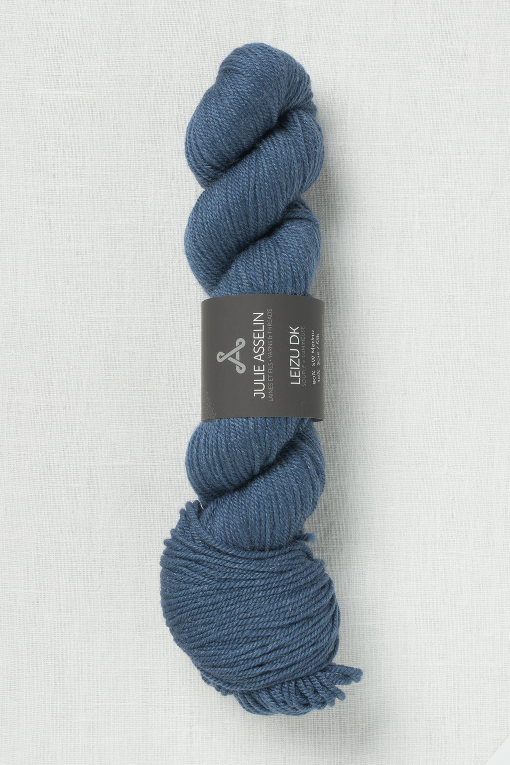 Julie Asselin Leizu Fingering Trench