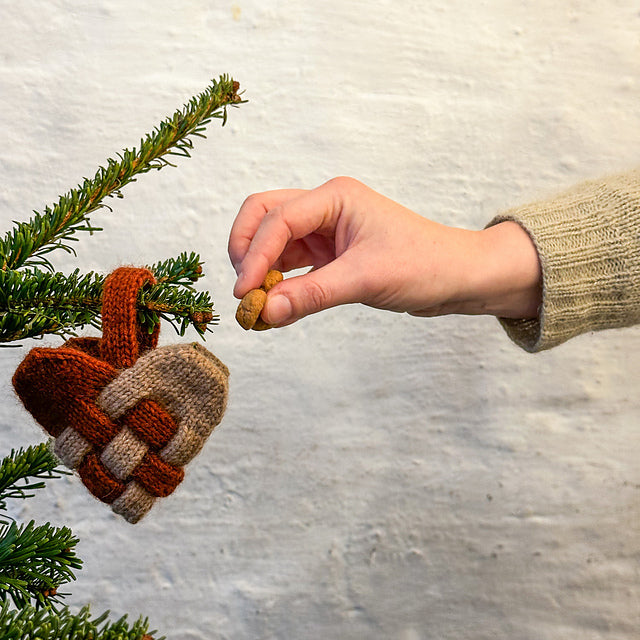 Olives Christmas Heart by Pernille Larsen