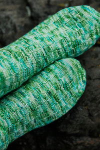 Laine Soothing Stitches Knits for a Quiet Mind by Paulina Kuunsola