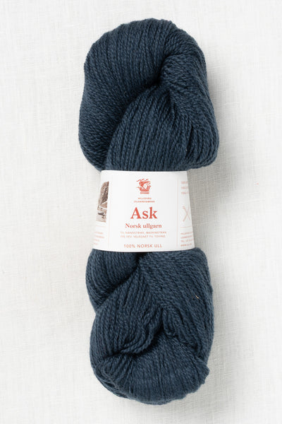 Hillesvåg Ask 6104 Dark Blue Gray