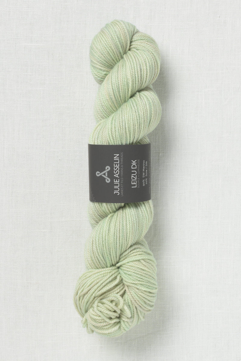 Julie Asselin Leizu DK Blossoms