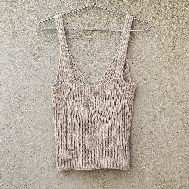 Y-Top by Pernille Larsen