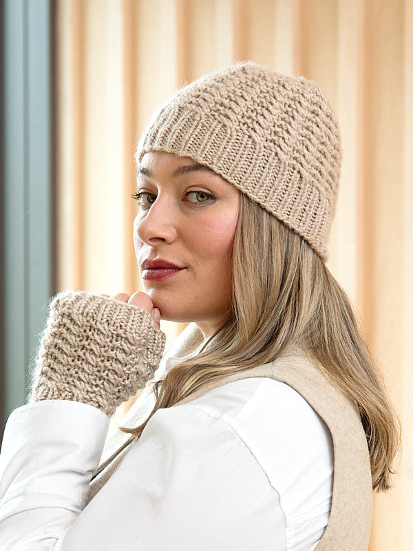 Astaire Hat and Mitts by Alison Green