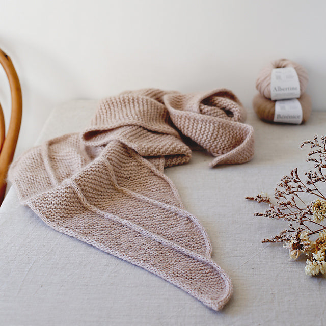 Askell shawl by Solenn Couix-Loarer