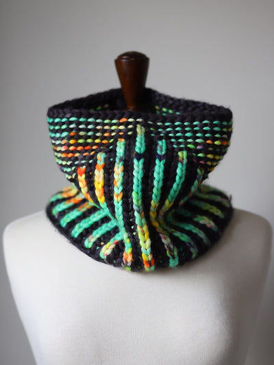 Bulky Garter Snake Cowl by Lavanya Patricella