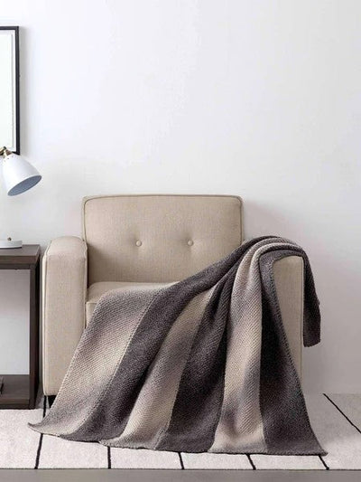 Chevron Panels Blanket to Knit