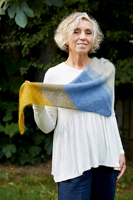 Bon Melange by Nina Holubcova