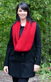 Daisy Cowl by Amy Miller