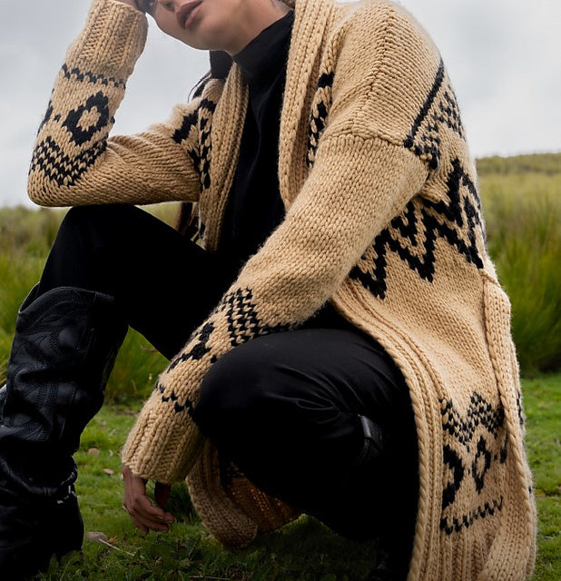 Killa Cardigan by Laura Zukaite