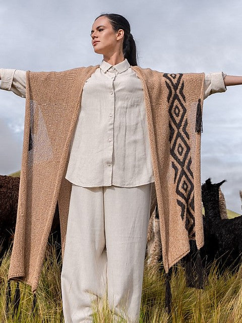 Qura Cape by Letizia De Antoniis