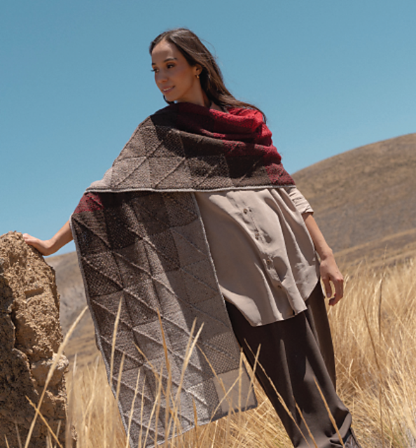 Amapola Shawl by Amy Gunderson