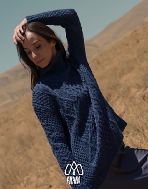 Perla Pullover by Laura Zukaite