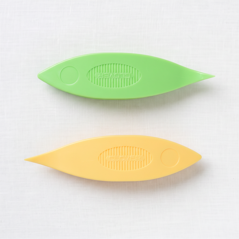 Clover Tatting Shuttle