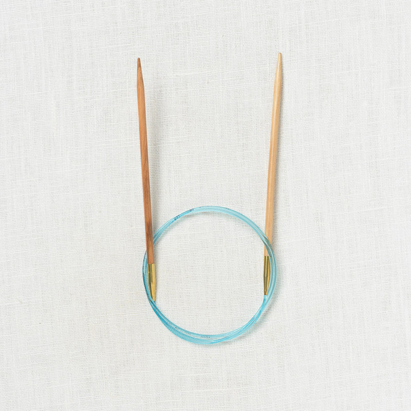 Addi Olive Wood Fixed Circular 32"