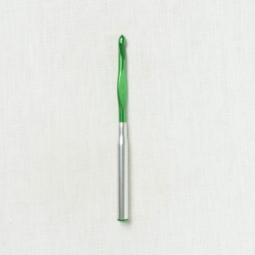 Susan Bates Silvalume Super Lightweight Aluminum Crochet Hook (Discontinued)