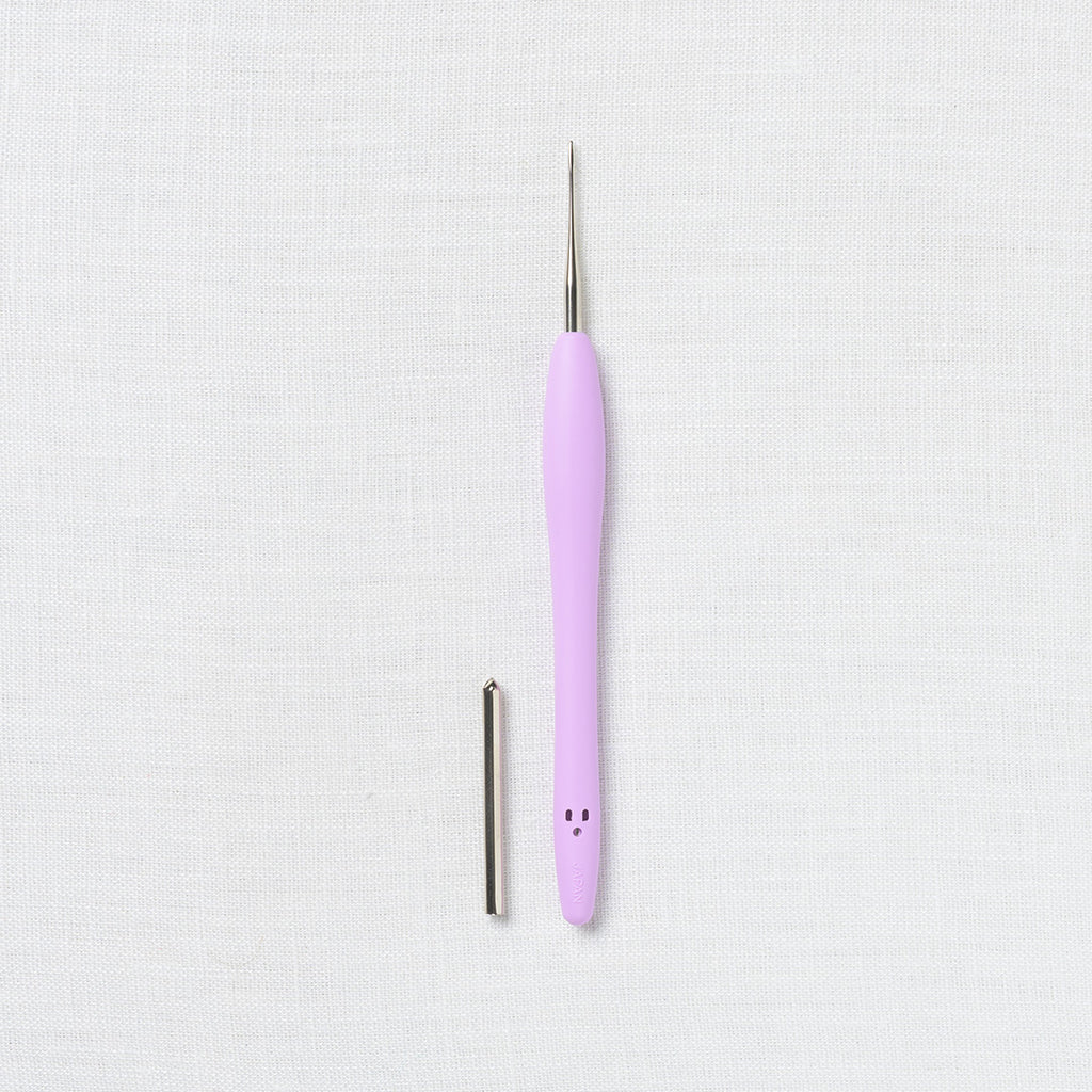 Clover Amour Steel Crochet Hook