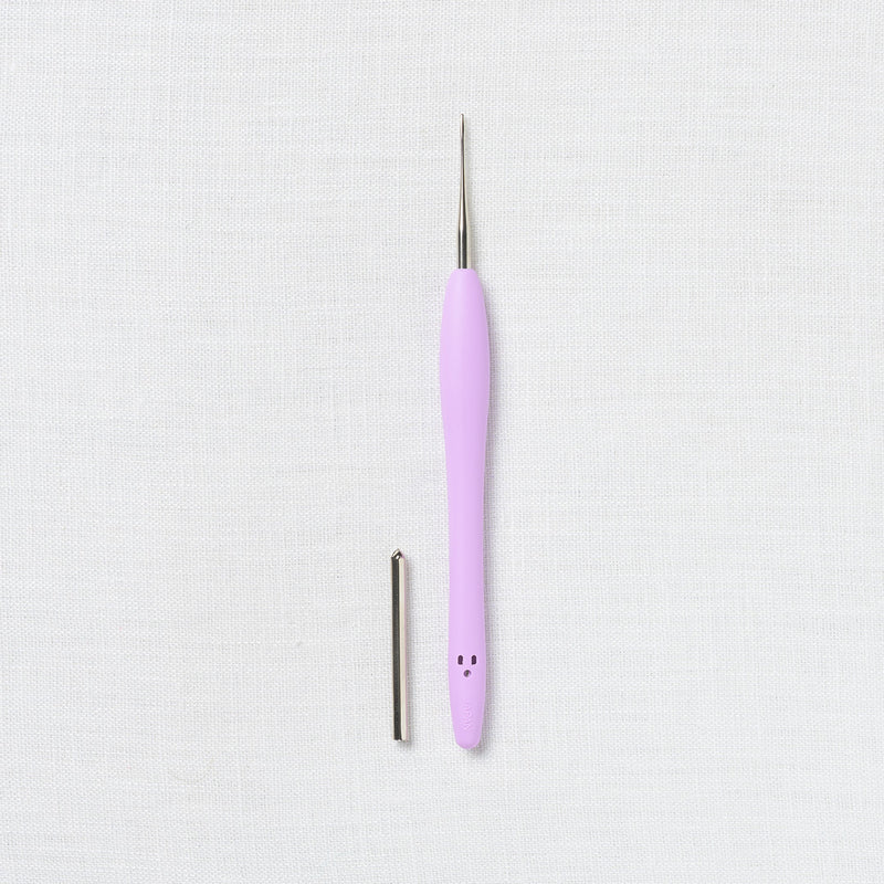 Clover Amour Steel Crochet Hook