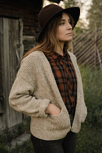 Lakeside Stitches: Gentle Knits from the North by Ronja Hakalehto