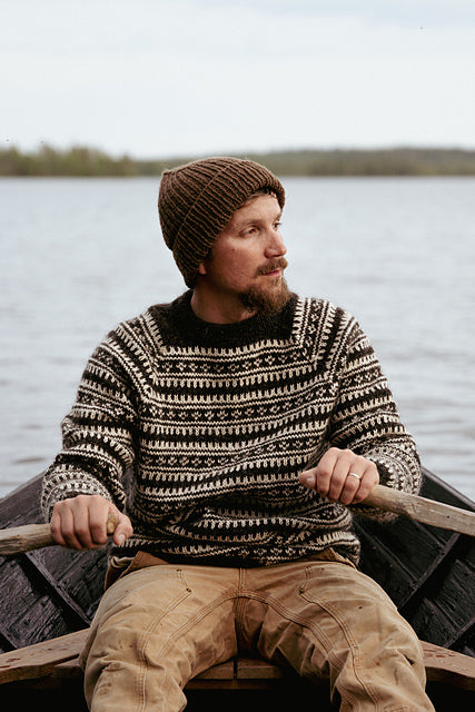 Lakeside Stitches: Gentle Knits from the North by Ronja Hakalehto