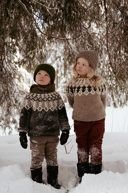 Lakeside Stitches: Gentle Knits from the North by Ronja Hakalehto