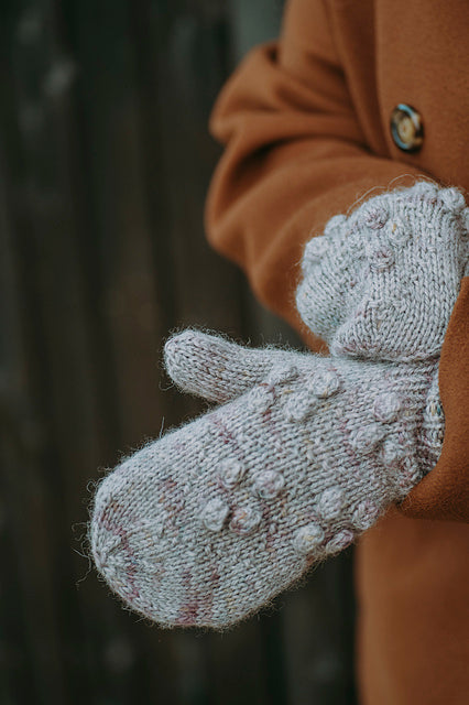 Laine Seasons of Stitches by Justyna Lorkowska