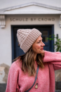 Laine Knits to Wear: Effortless Patterns by Kutova Kika