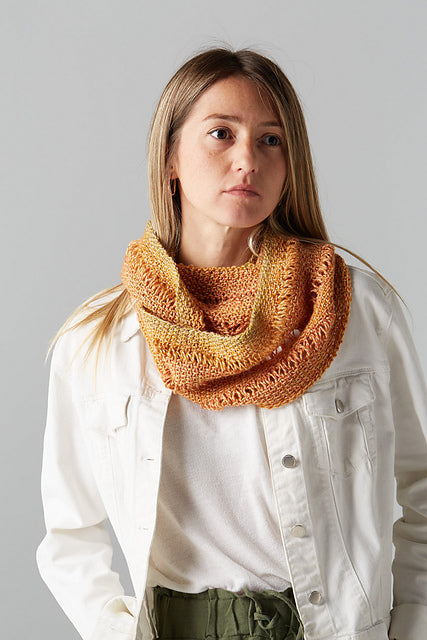 Dokuma Cowl by Catherine Salter Bayar