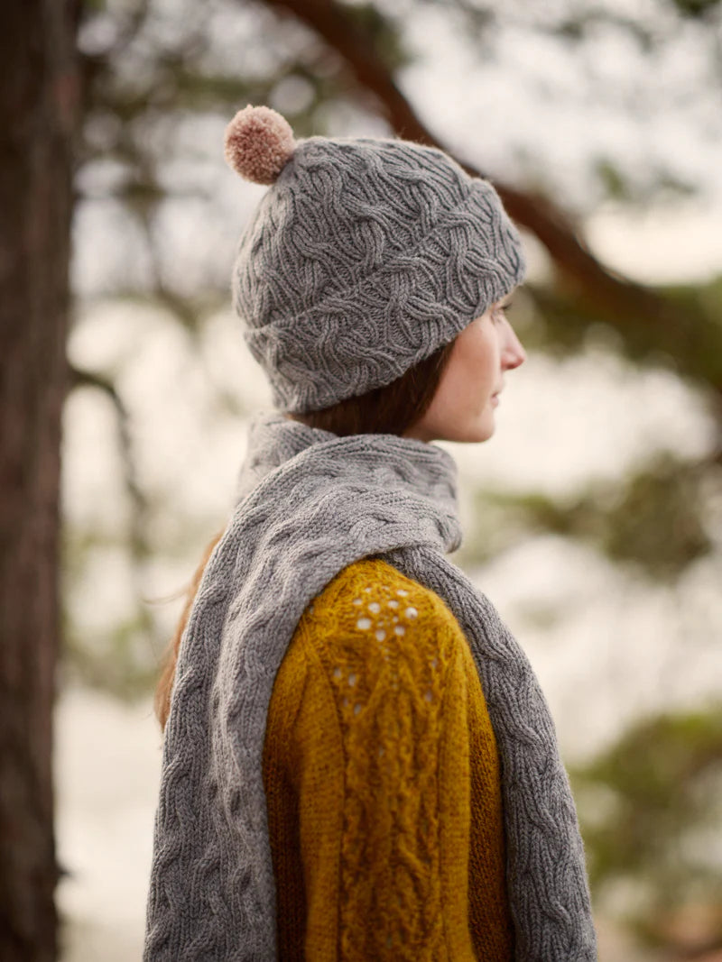 Laine Entwined by Meiju Kallio