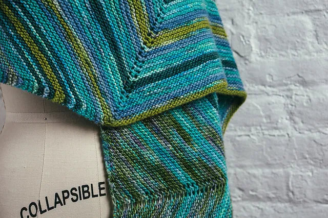 Maremoto by Quinn Reverendo