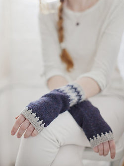 Hege Mitts by Michele Wang