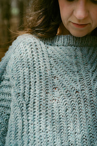 Laine Field Notes: 20 Textured Knits for Everyday Beauty by Olga Putano