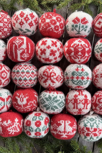 Christmas Balls 2025 by Arne & Carlos