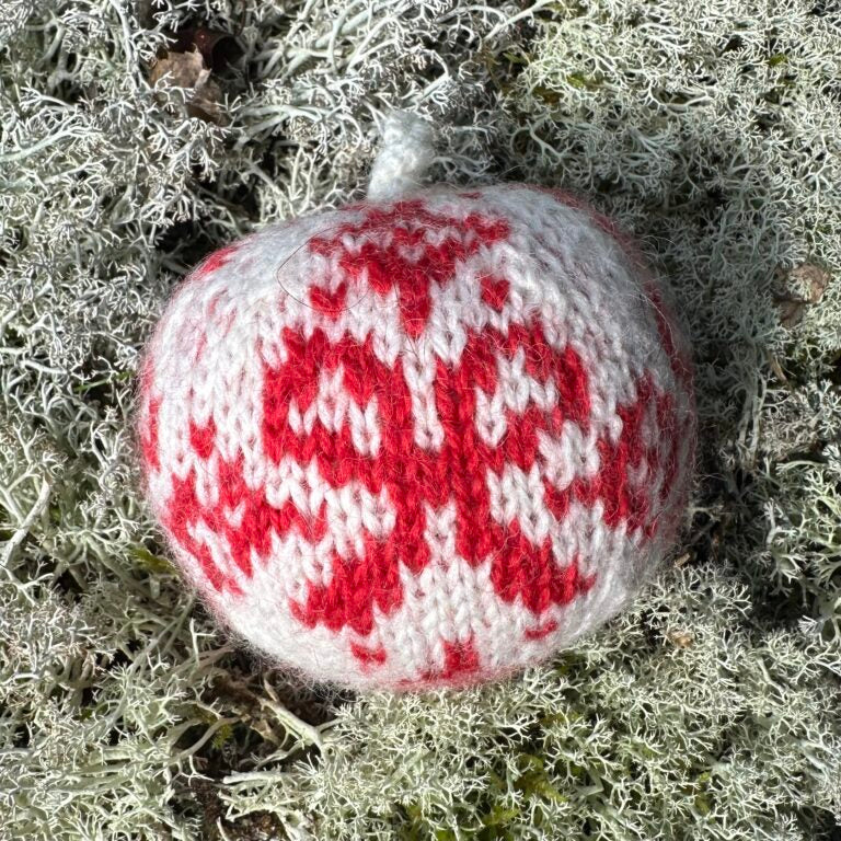 Christmas Balls 2025 by Arne & Carlos