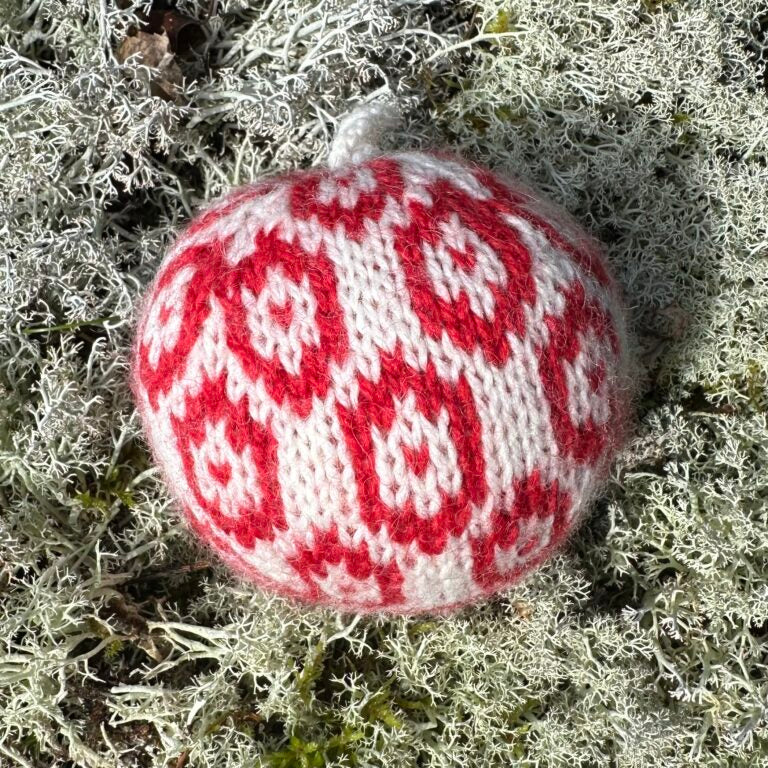 Christmas Balls 2025 by Arne & Carlos