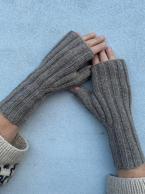 Nuuk Gloves by Pernille Larsen