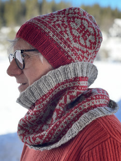 Trollfjord Cowl and Hat Set