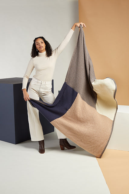 Juxtaposition by Universal Yarn Design Team