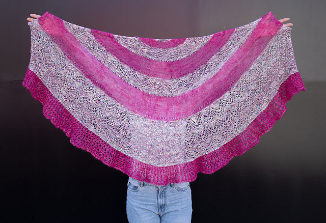 Chevron Delight Shawl by Lora Marin