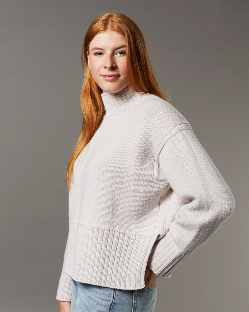 Nele by LAMANA