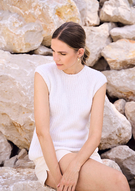 MIP55 Lars - Sleeveless by Quail Studio