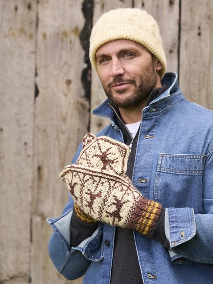 Longyearbyen by Arne & Carlos