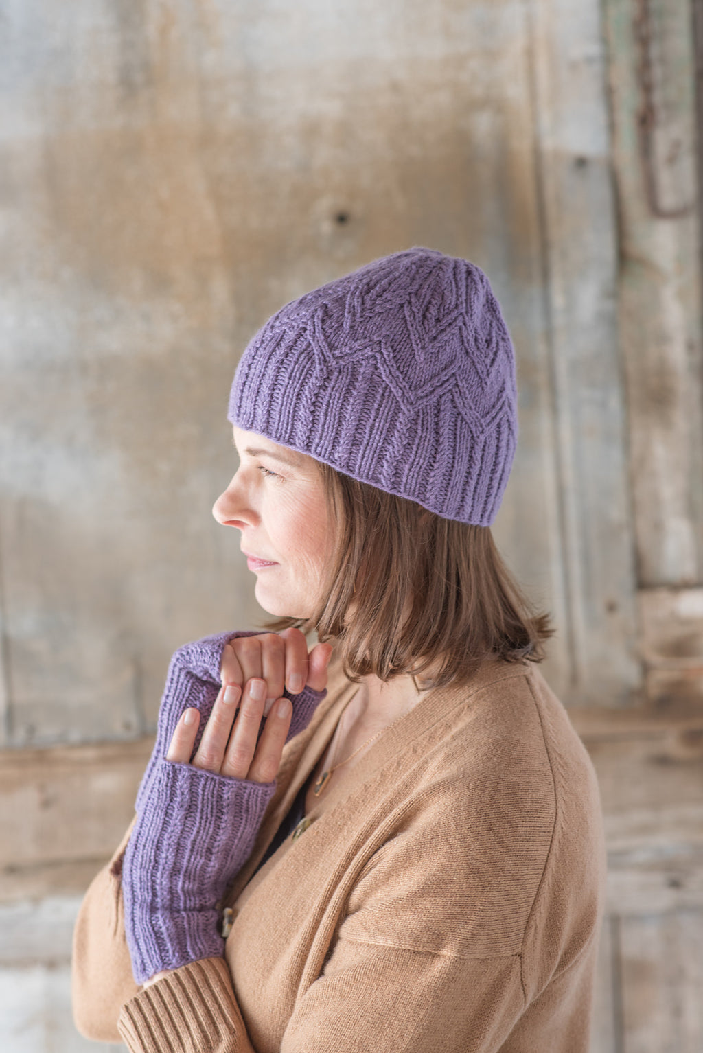 Keats Hat & Mitts by Alison Green