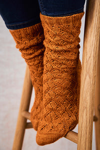 Juni by verybusymonkey