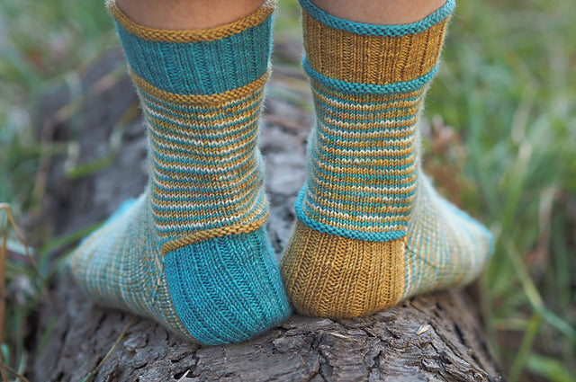 Mix & Mingle by Plucky Knitter Design