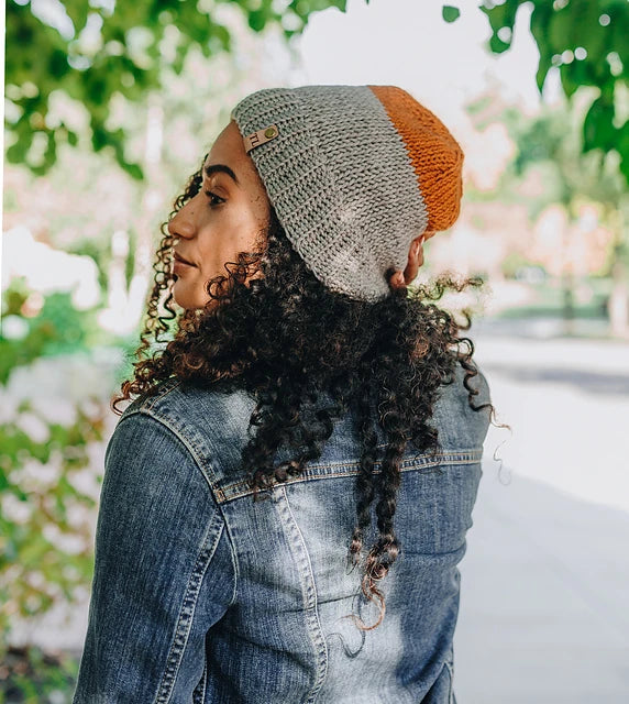 The Tunisian Crochet Handbook: A Beginner's Guide by Toni Lipsey